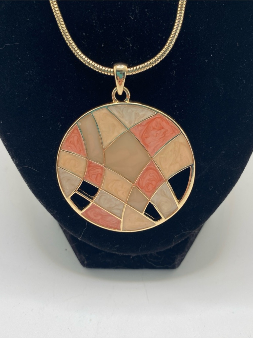 Vintage Jules C. Pink Peach Gold Tone Enamel Pendant Medallion Necklace 18"